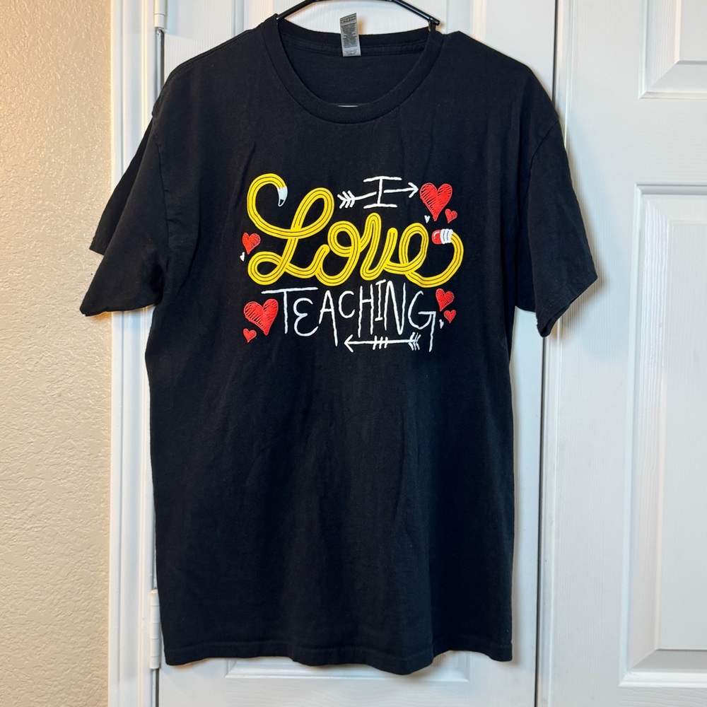 “I Love Teaching” Black Woman’s Pencil Teacher Themed Gilda’s Tshirt, Sz Large